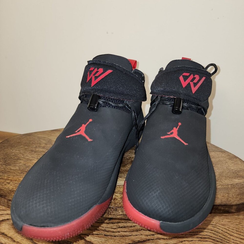 NIKE Air Jordan Why Not? Zer0.1 Black and Reds